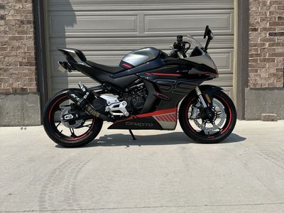 CFMOTO 450SS Sport Motorcycle, Excellent Condition, Low Miles