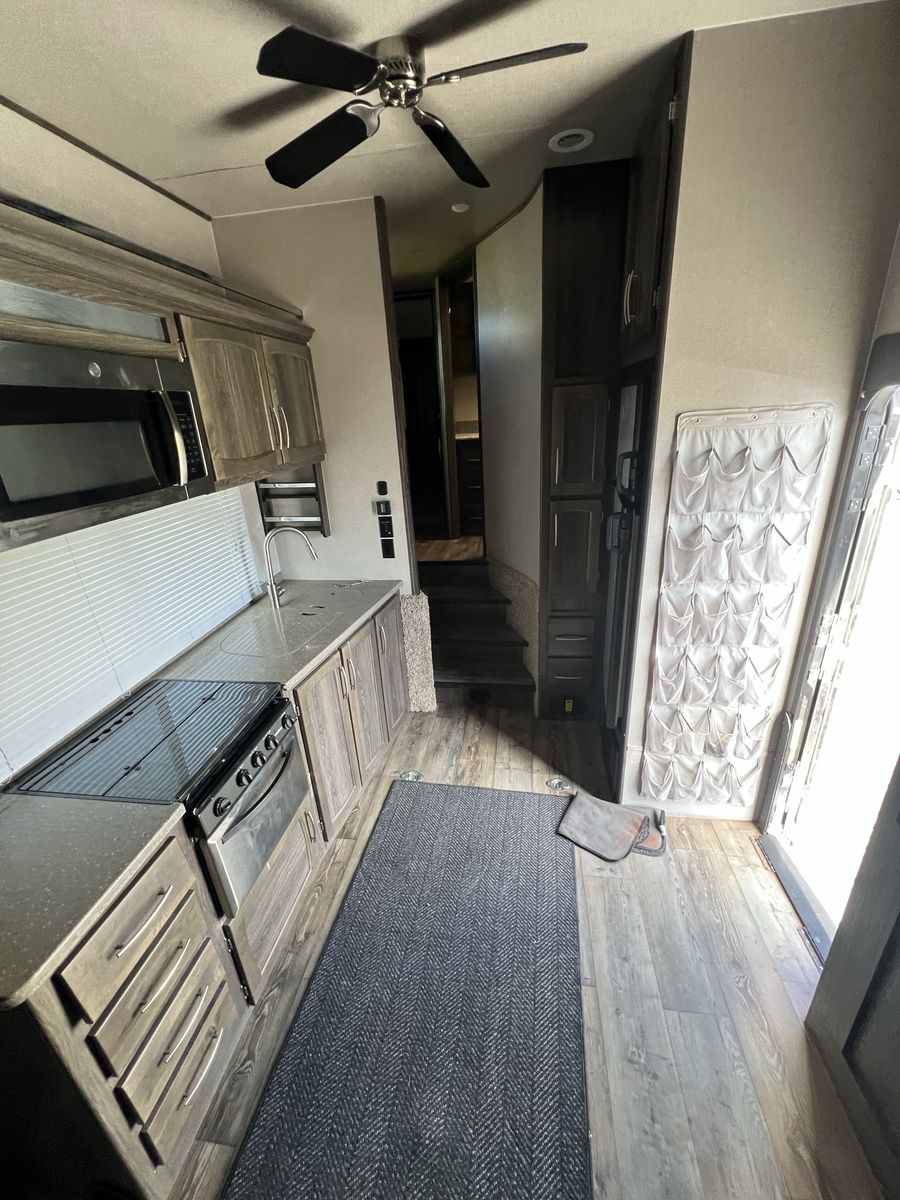 2019 Genesis Vortex 3317V Travel Trailers Toy Hauler KSL Classifieds 2019-genesis-vortex-3317v-travel-trailers-toy-hauler-ksl-classifieds