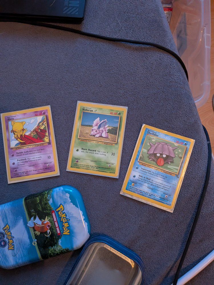Vintage Pokemon TCG Card Lot Nidoran, Shellder, Abra