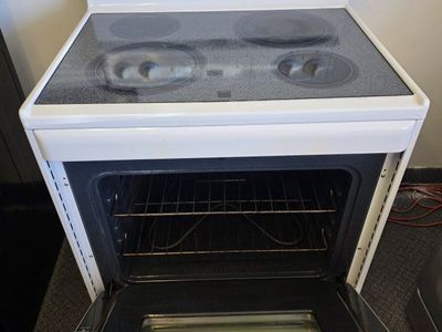 Frigidaire gallery electric stove