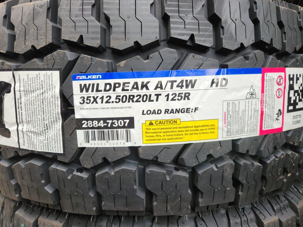 35x12.50r20 falken wildpeak at4w