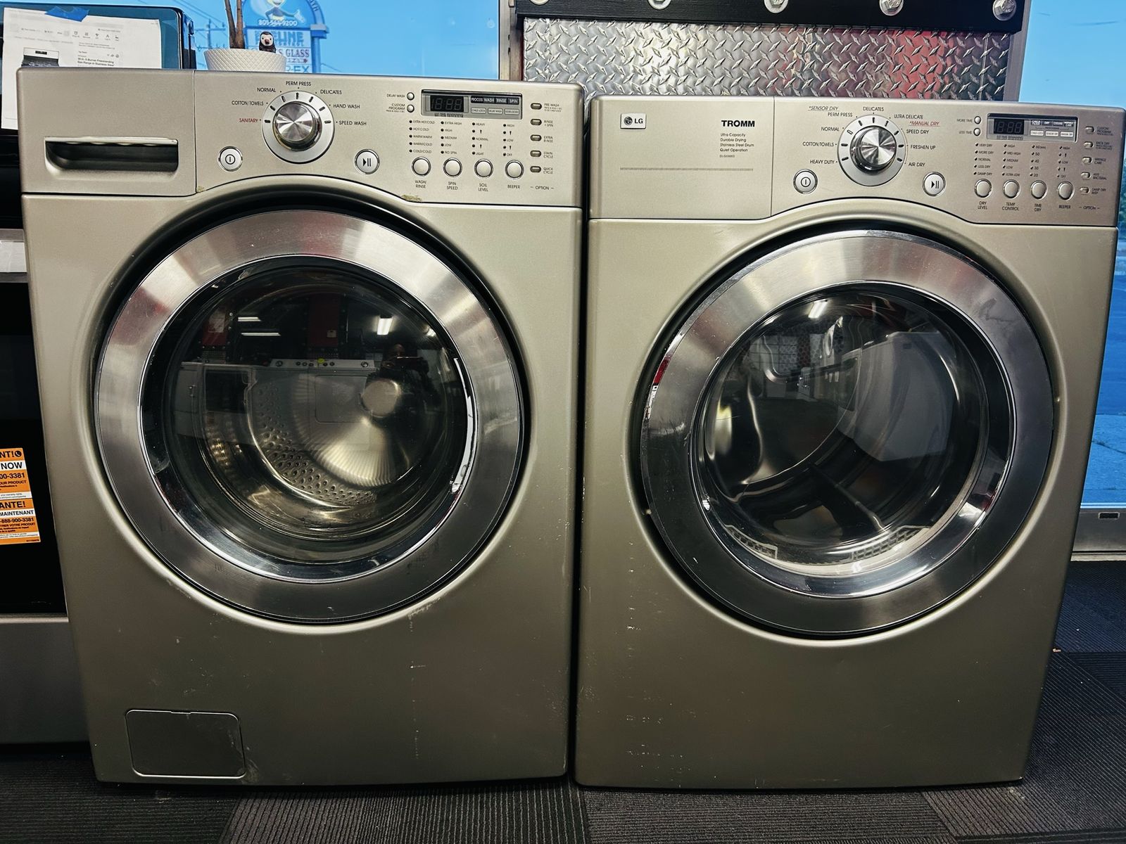 Lg Tromm Electric Front Load Set