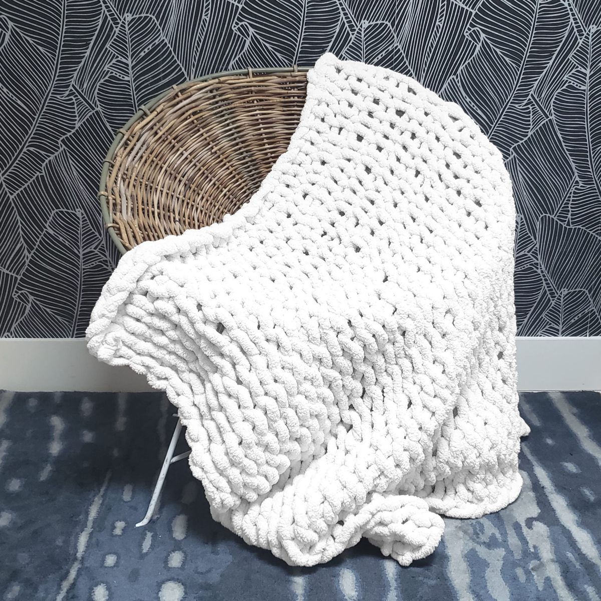 Handmade Chunky Knit Blanket - White, Super Soft, Cozy Throw