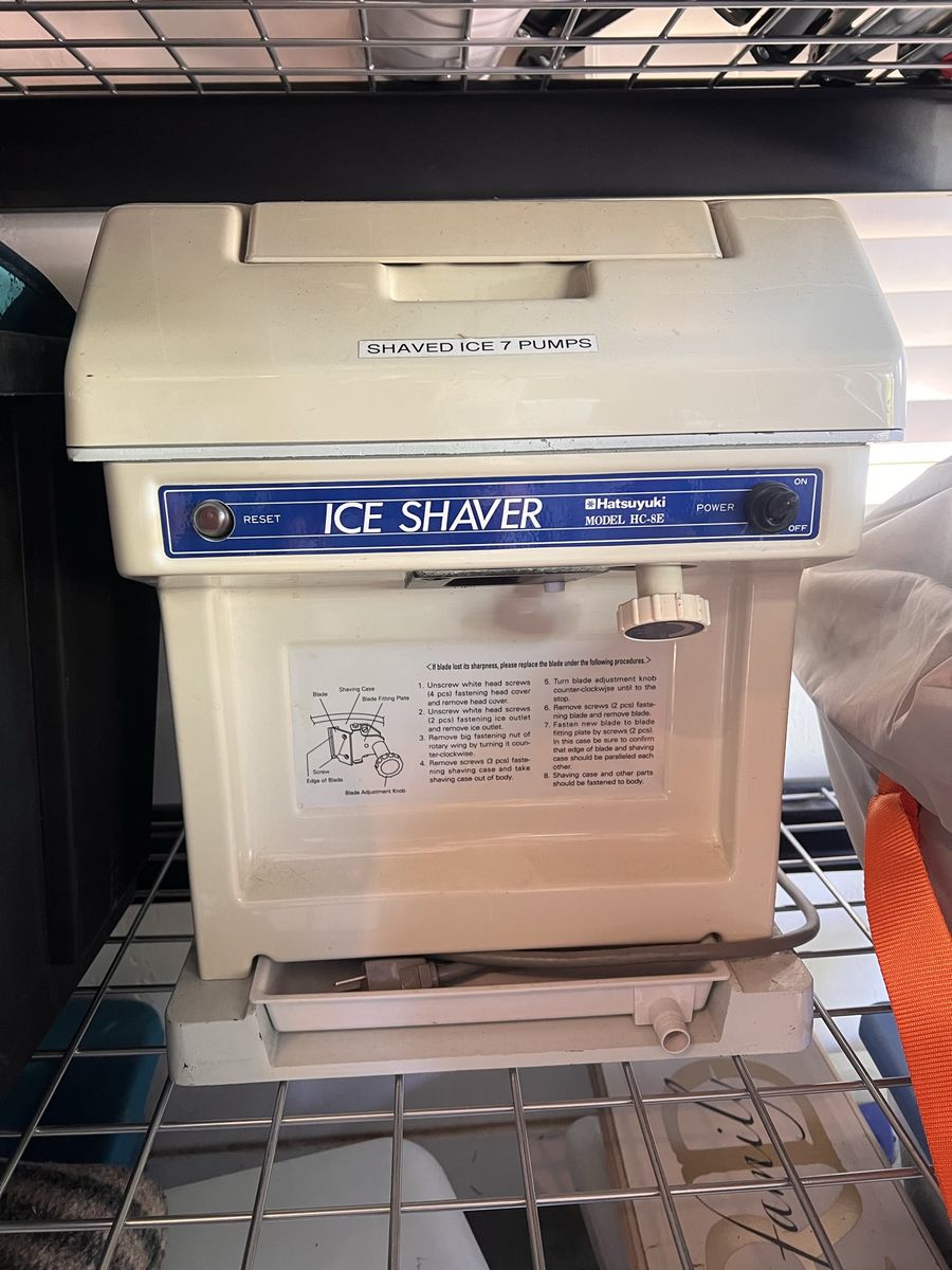 Hatsuyuki HC-8E Electric Ice Shaver Commercial-Grade  Ice Machine