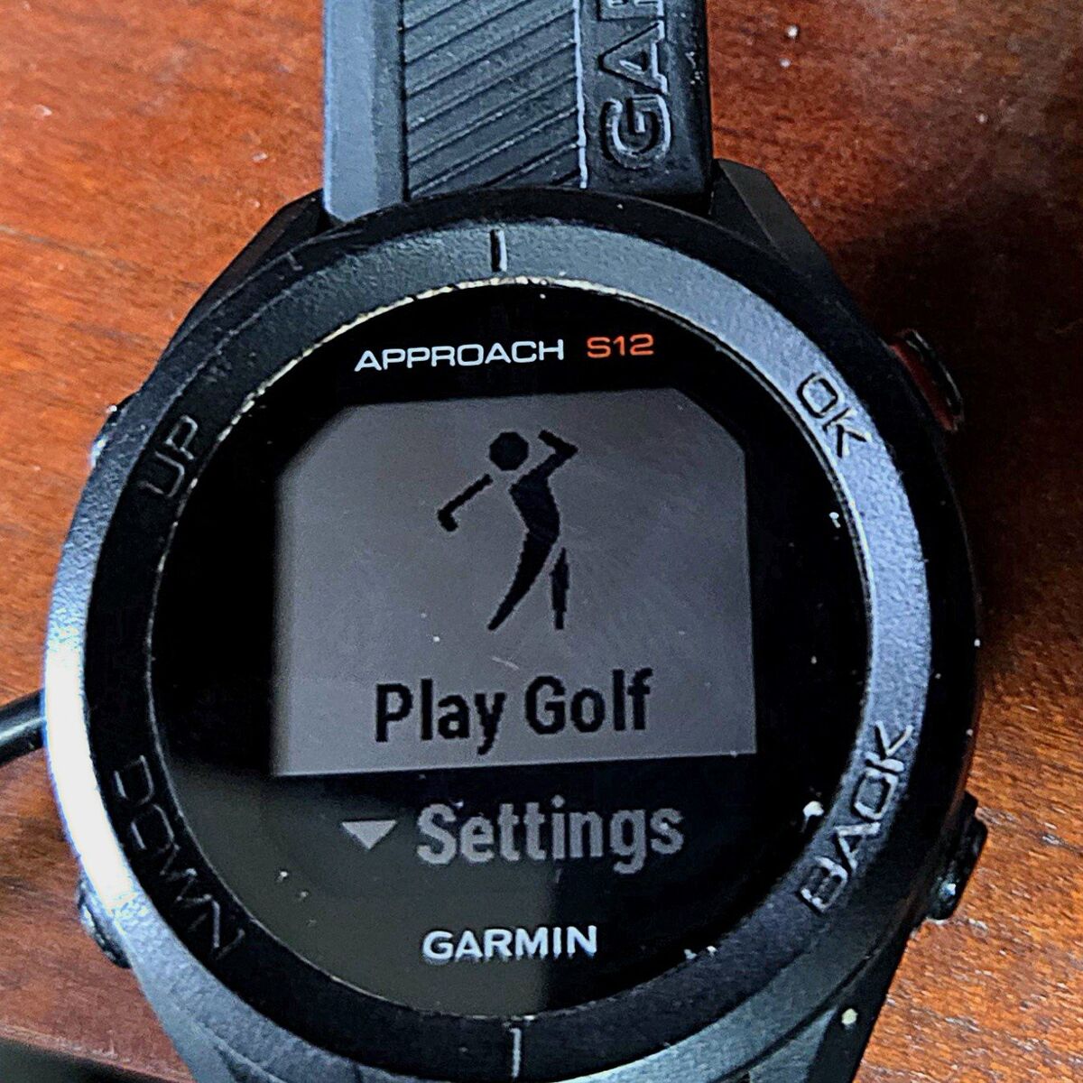Garmin Approach S12 GPS Golfers Watch 48k+ Courses