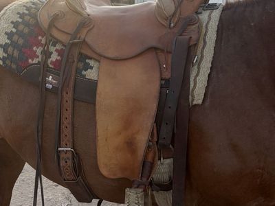 Ralph Shimon 17” Nevada Wade Saddle