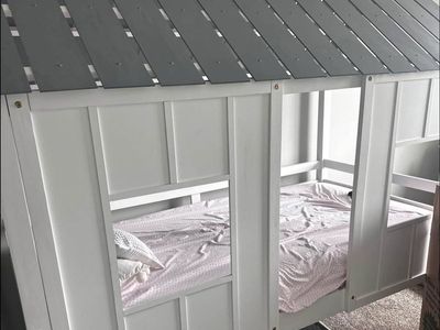 Kids House Bed - Great Shape