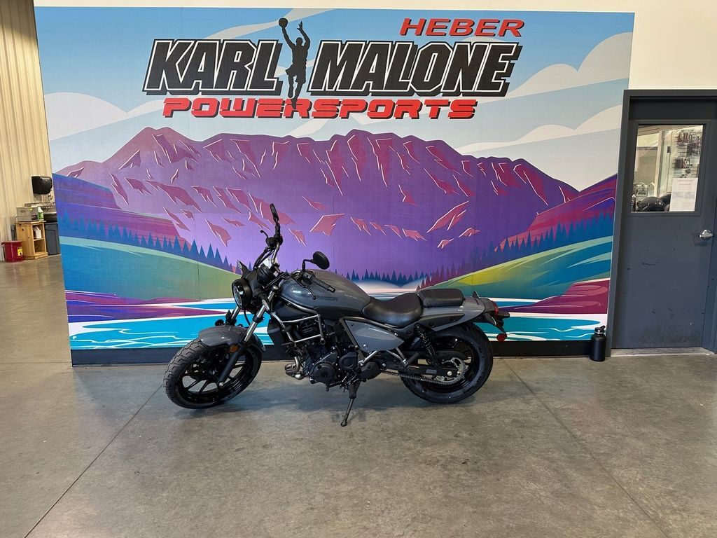 2024 Kawasaki Eliminator® Pearl Storm Gray