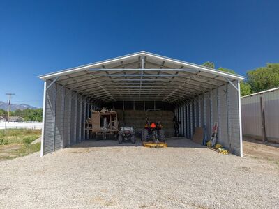 We build carports rv ports tailer sheds and much more