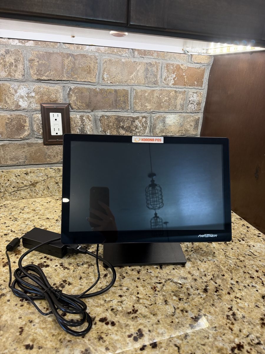 Partner Tech all-in-one POS (Point of Sale) touchscreen terminal