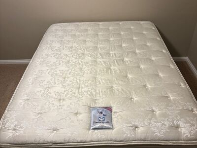 Pillow top queen bed