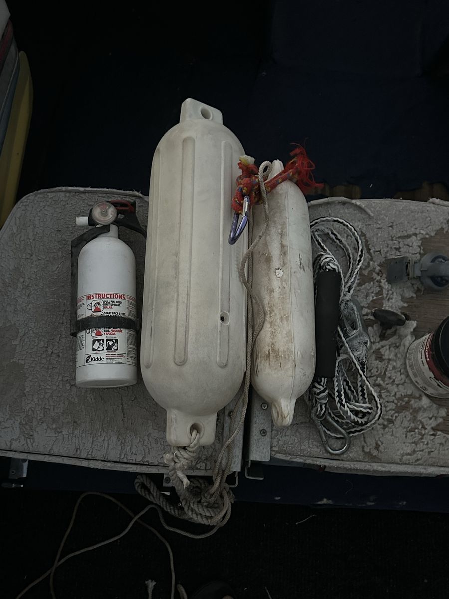 Main image 7