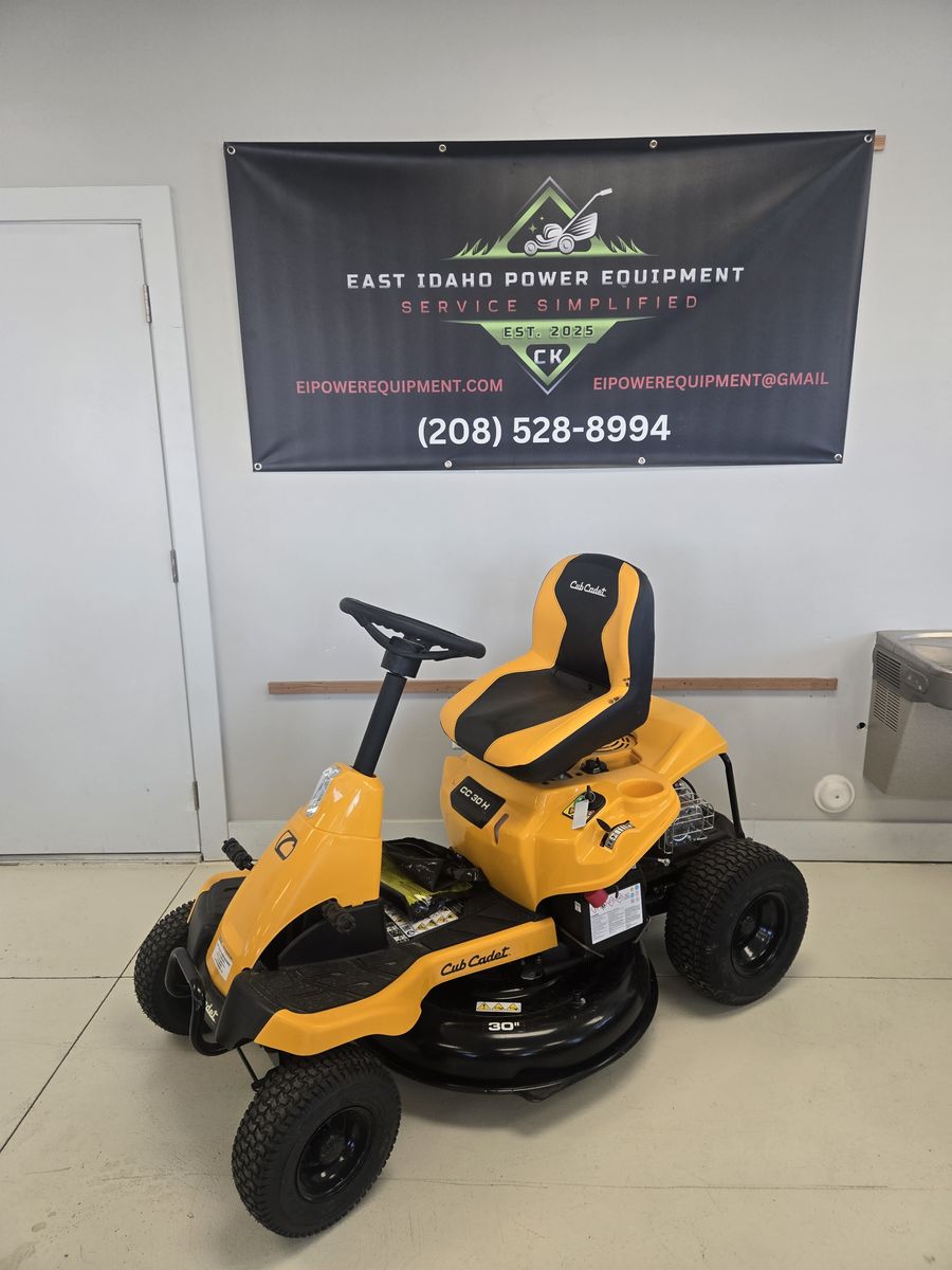 Cub Cadet Lawn Tractor Riding Mower CC30 H