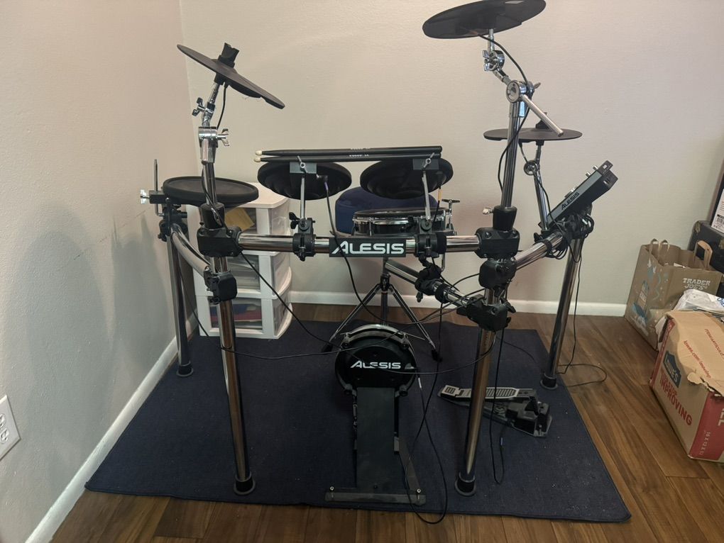 Alesis Command Electronic Drum Kit