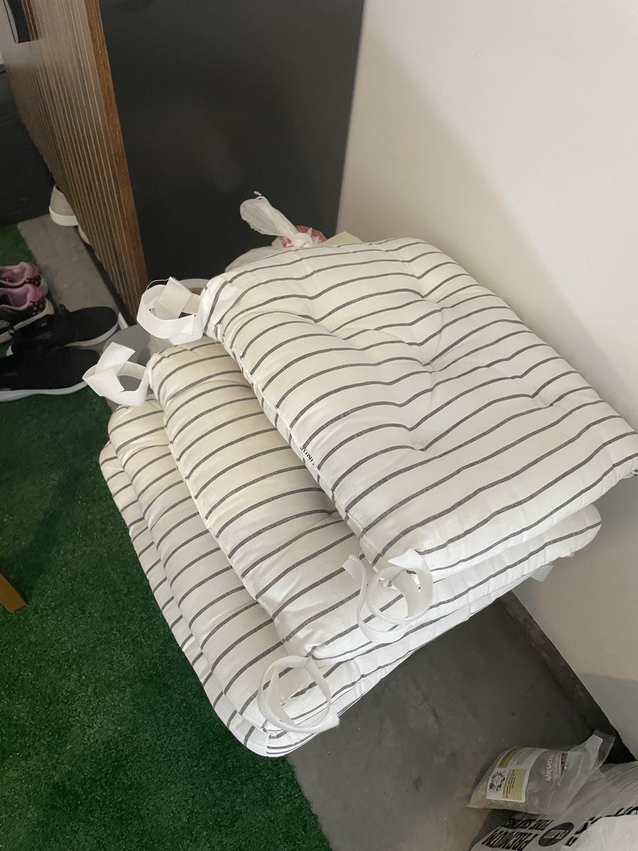 Set of 4 Striped White & Gray Tufted Seat Cushions w/ Ties