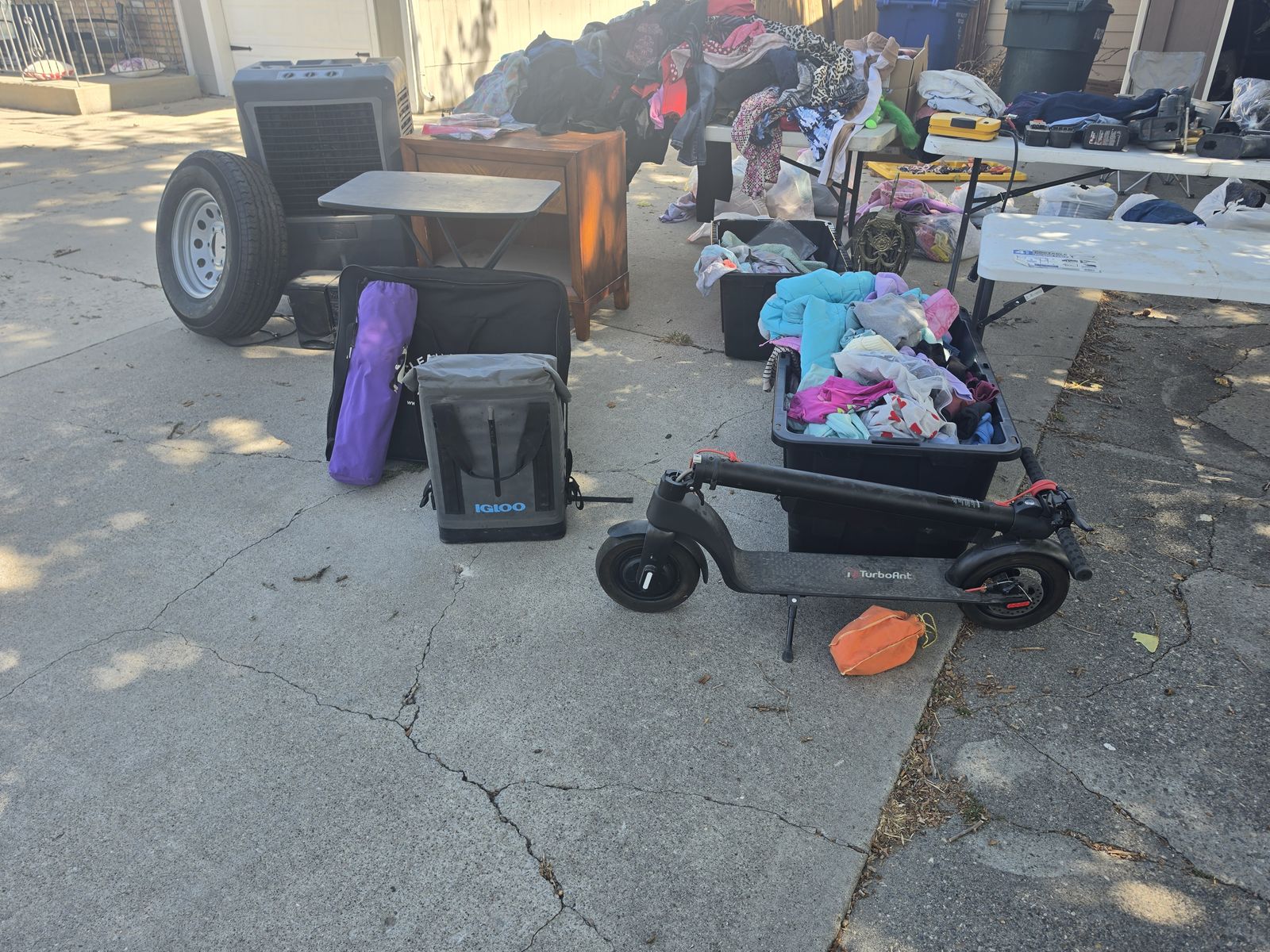 Main image 6