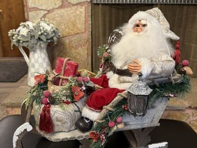 Karen Didion Originals Signature Collection Santa in Sleigh Figurine w/lights