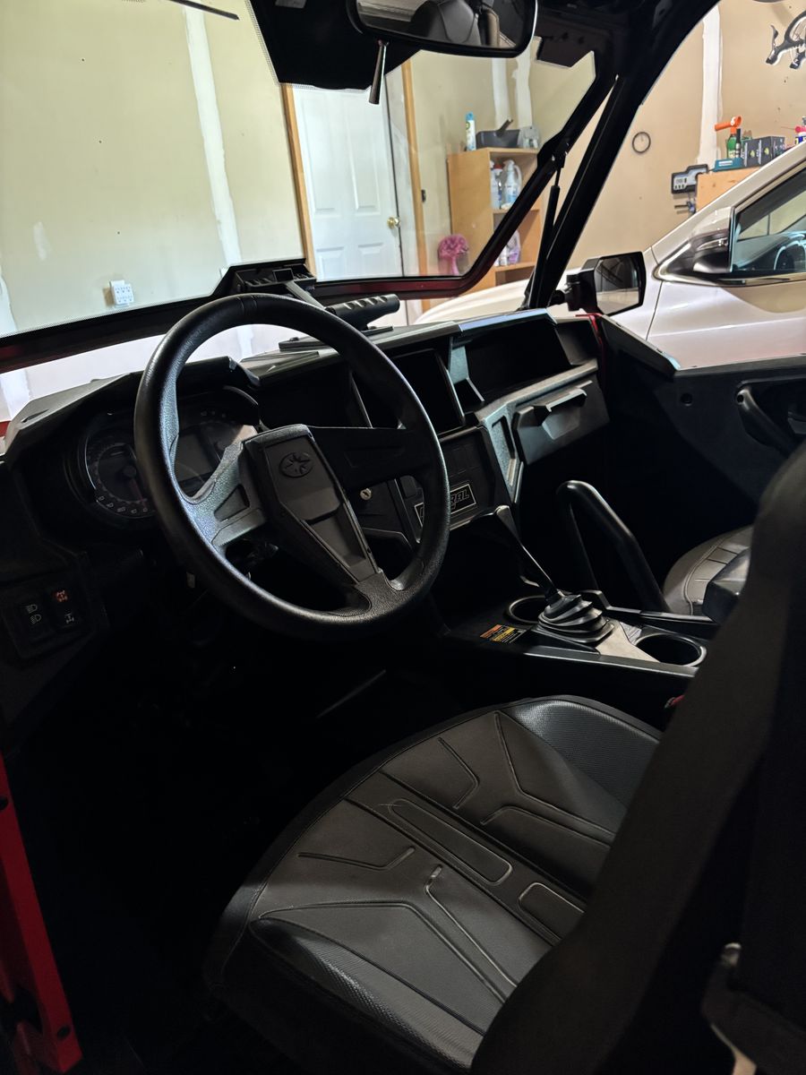 Main image 2