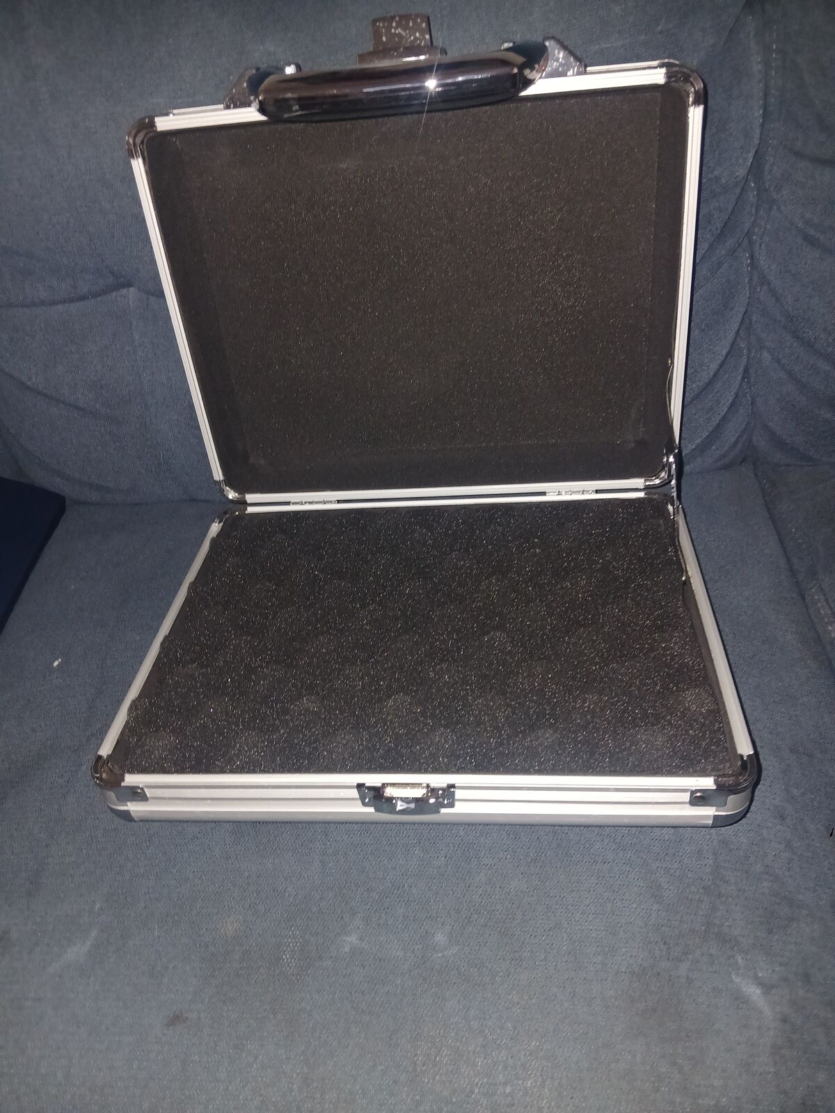 SAMSONITE GUN CASES