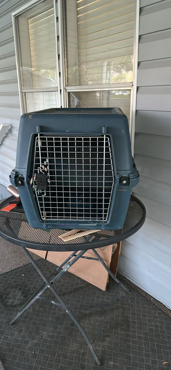 Small dog crate
