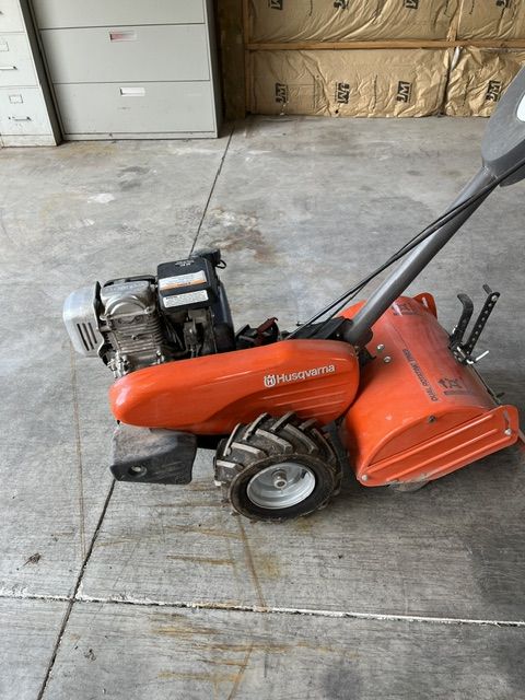 HUSQVARNA REAR TINE ROTOTILLER