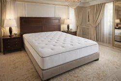 Quinn mattress good conditions.