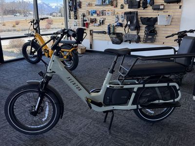 New Aventon Abound LR Cargo E-bike / Electric Bike