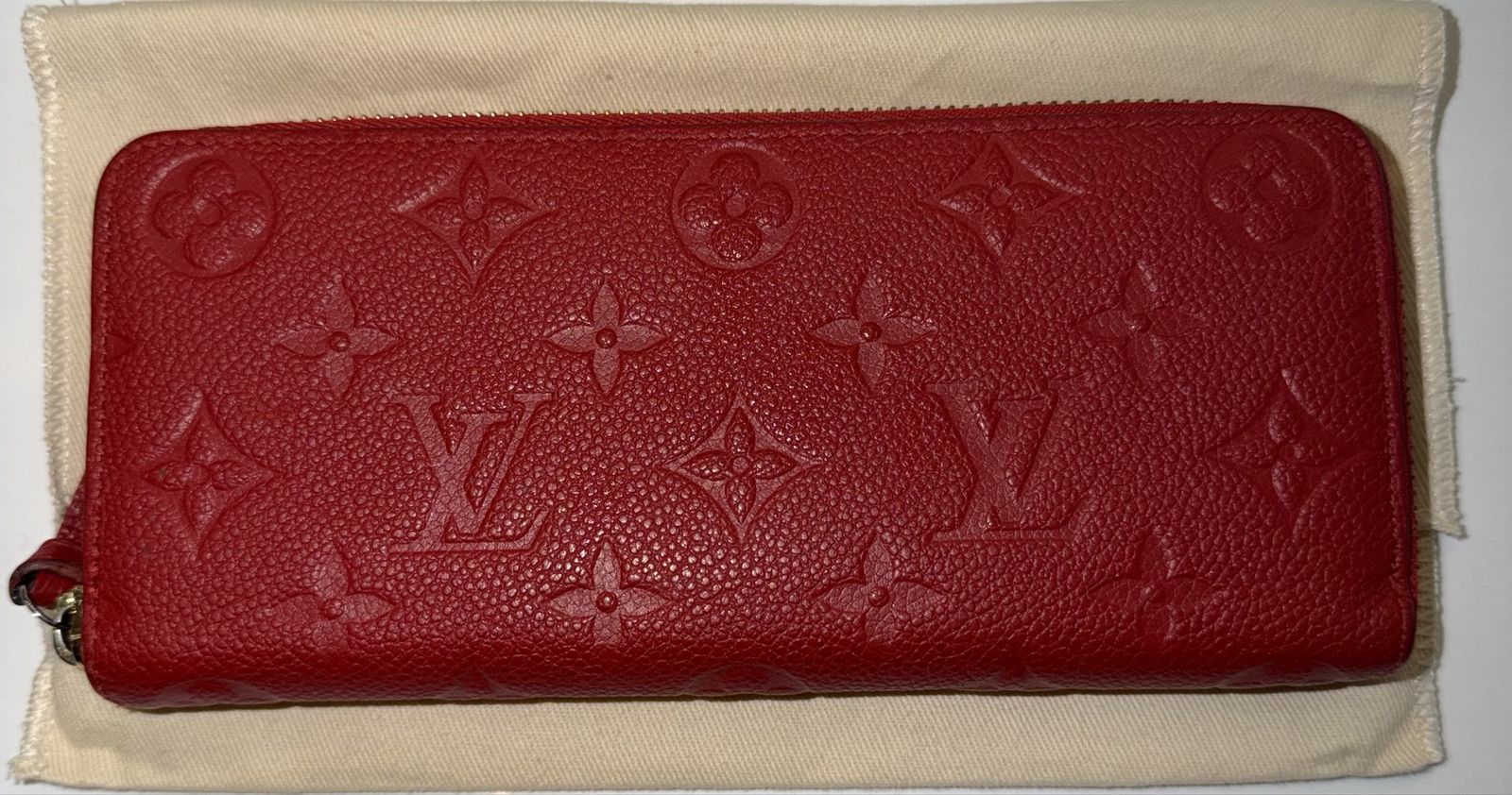 Louis Vuitton Zippy Wallet