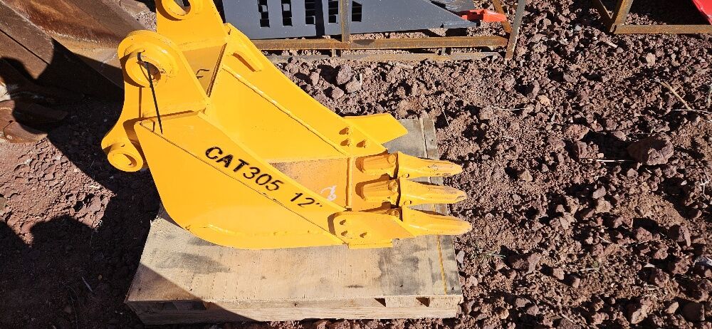 12" Mini Excavator Bucket