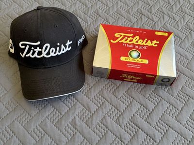 Titleist PRO-V1 FJ Golf hat! And balls!