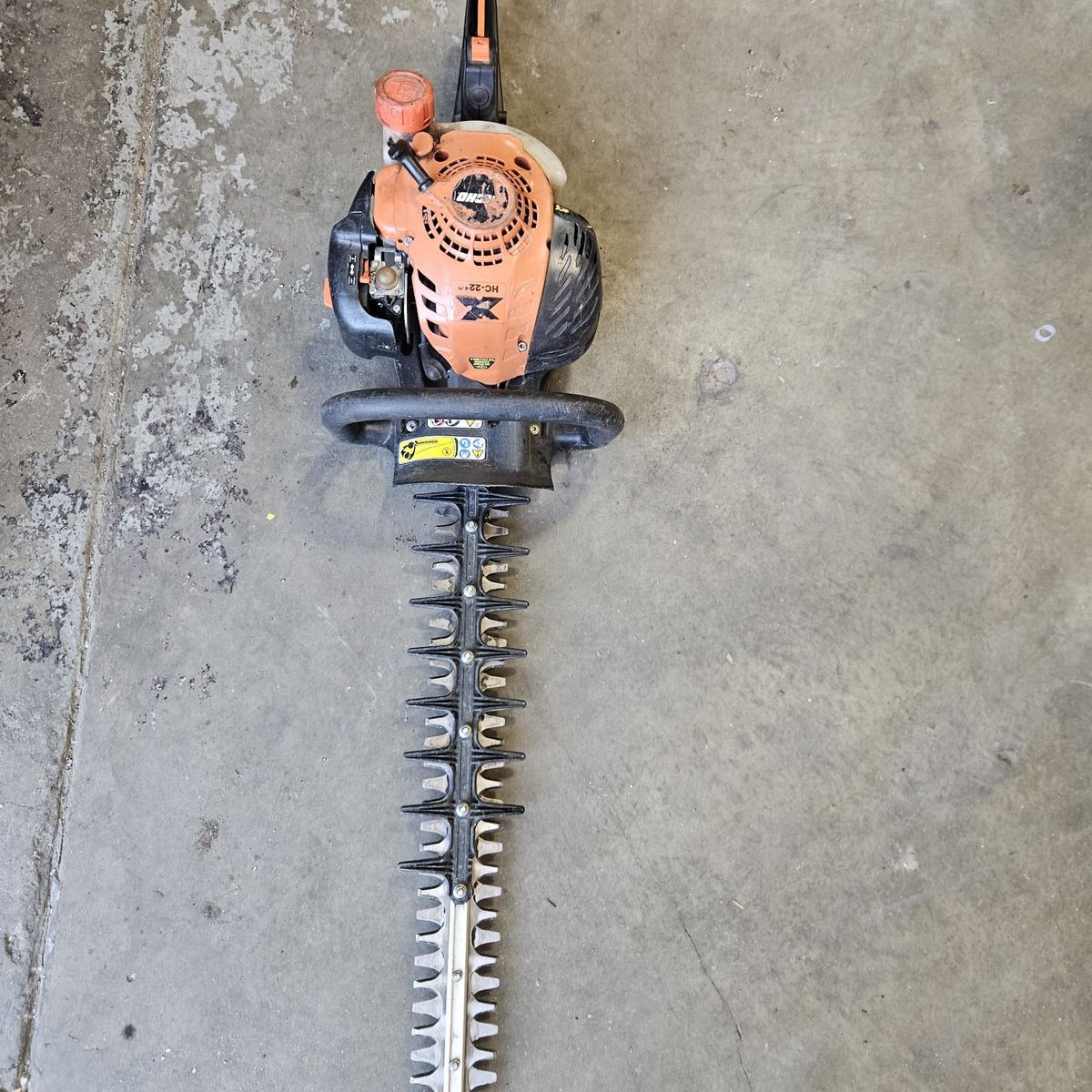 Echo 2210 hedge trimmer