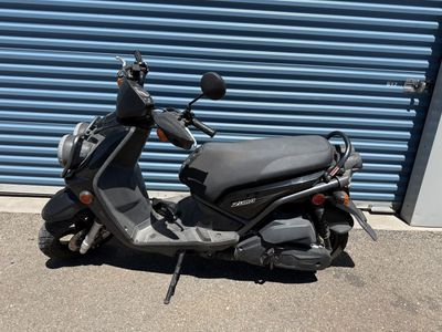 Yamaha Zuma 125 Scooter - Black, Low Mileage (5,576), needs a little love