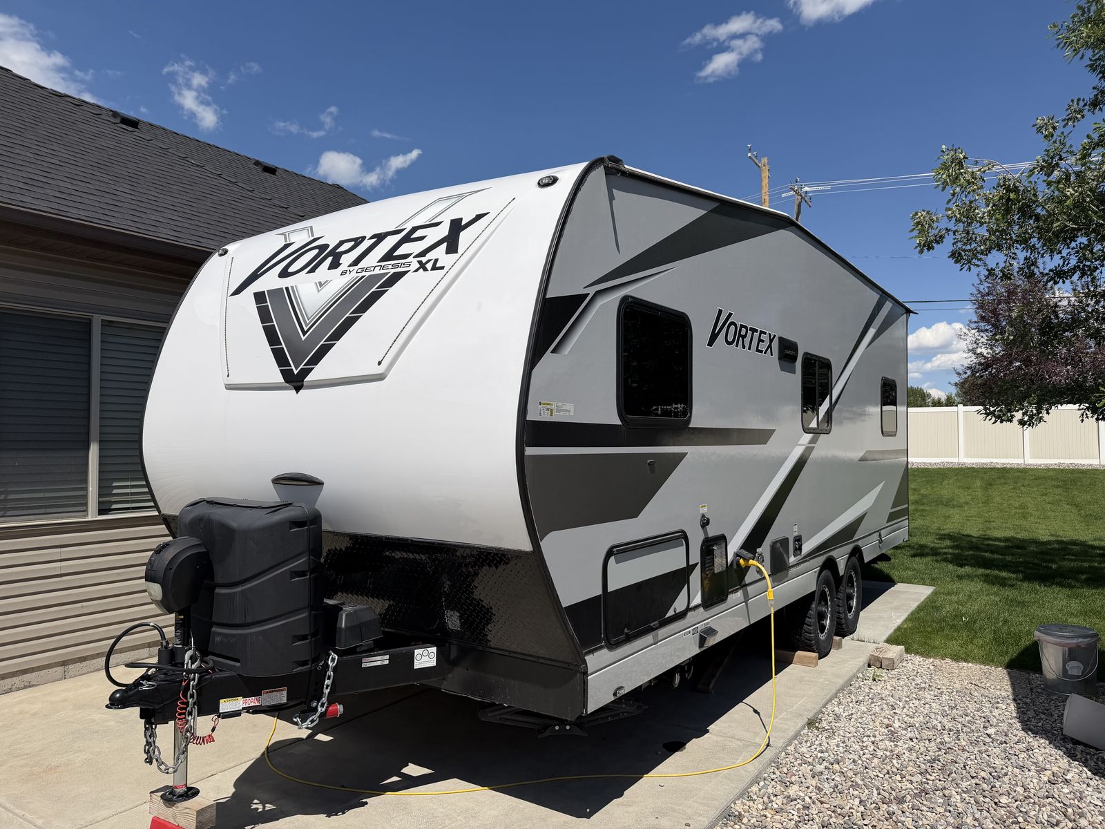 2025 Genesis Vortrex  Toy Hauler