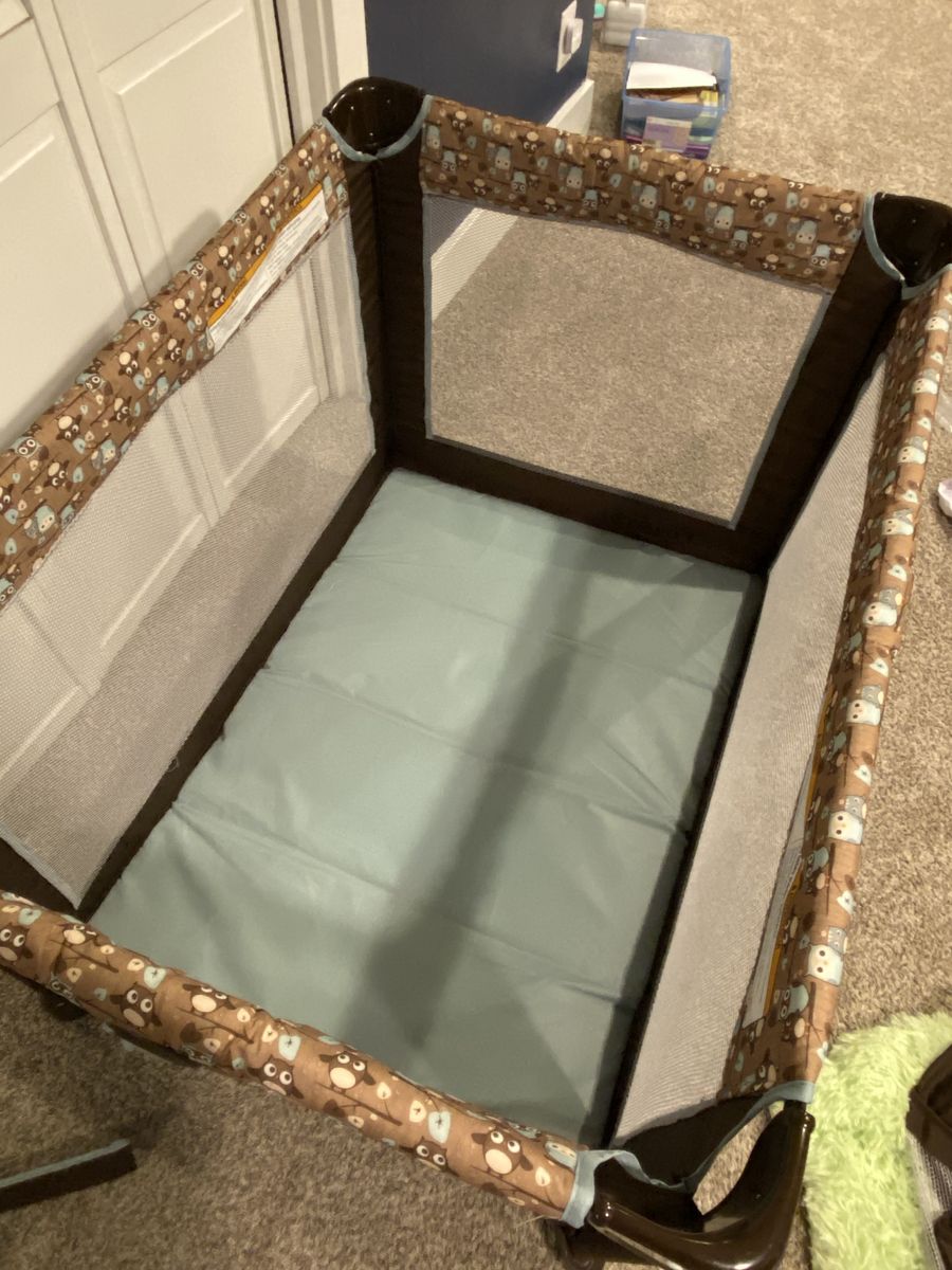 Pack N Play with Bassinet