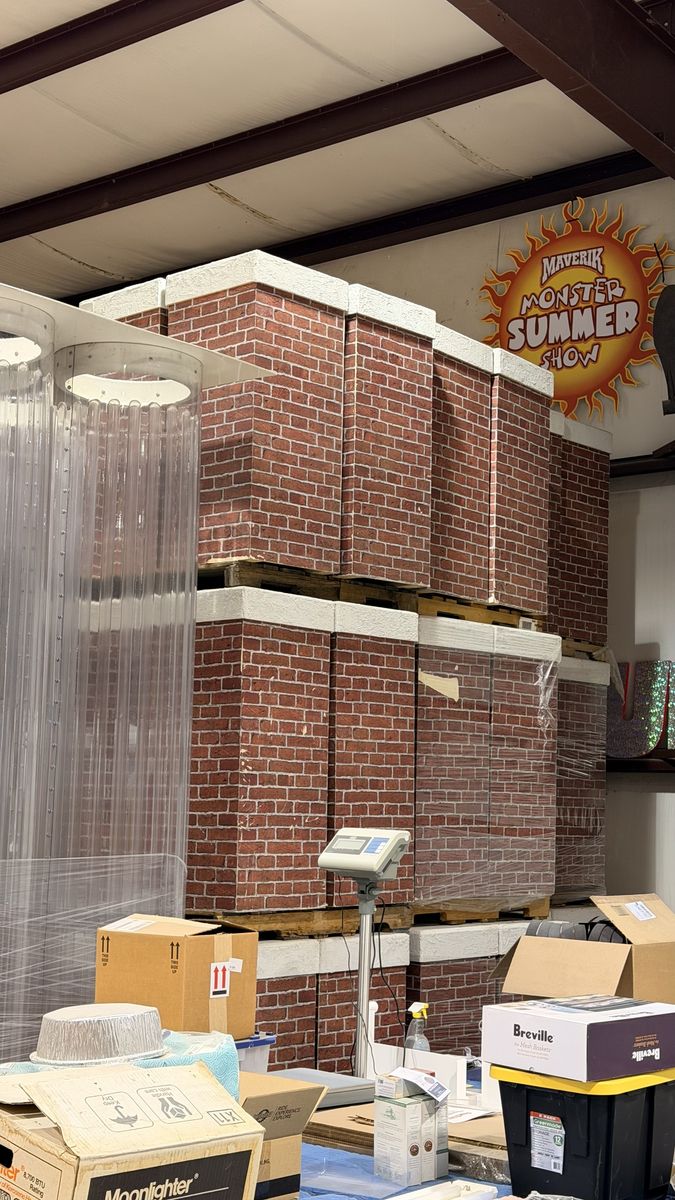 50 faux brick & stucco stage columns