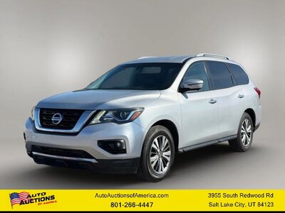 2017 Nissan Pathfinder SL