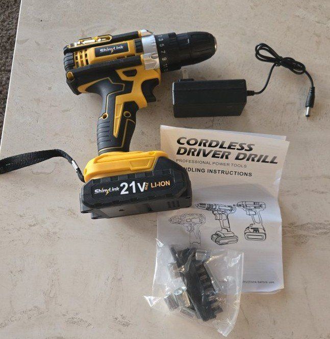 ShinyLink Cordless Screwdriver Drill Set with Charger & Bits - Yellow/Black (New)