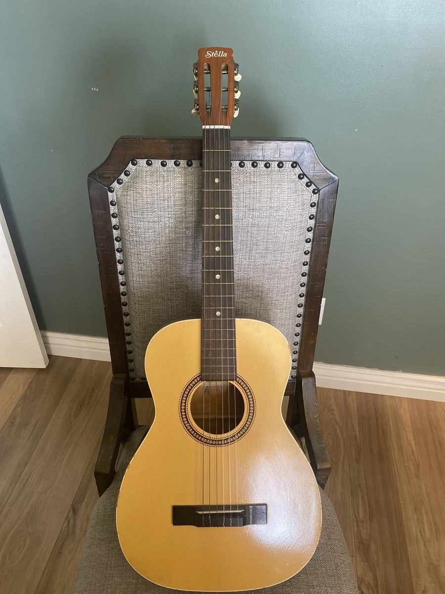 Stella Clasical Guitar
