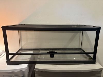 20G Desert Essentials Kit - Open Front Door