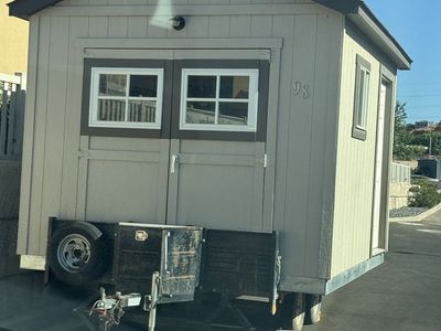 Office With Flatbed trailer