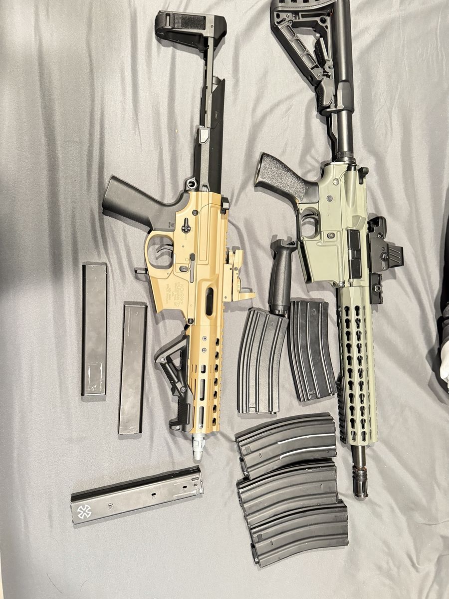 Airsoft guns