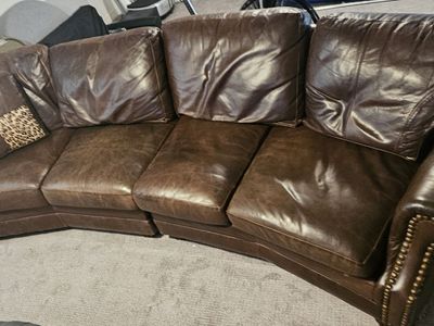 Leather Sectional Sofa / Couch