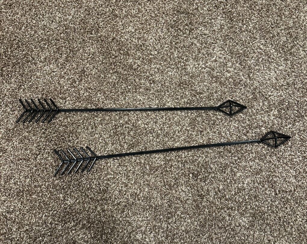 Metal Arrow Wall Decor