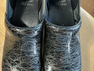 New Dansko Professional clogs shoes size 40, 9.5-10