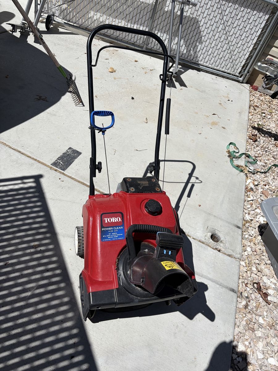 Snow blower