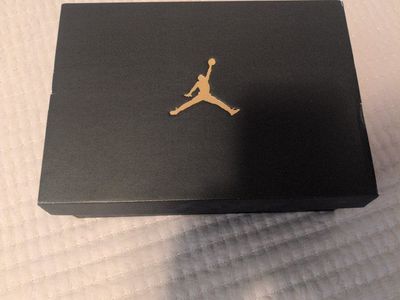 Air Jordan 1 Mid "Sky J Purple" - Men's Size 9 - Like New