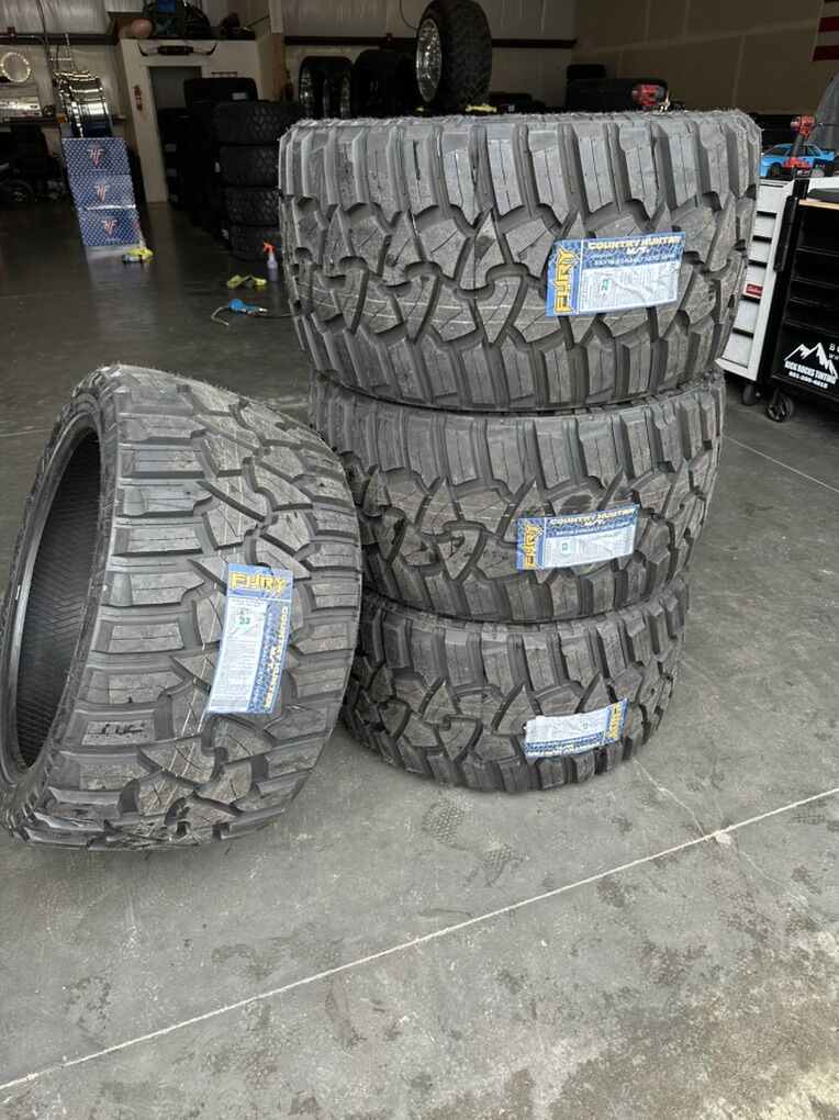 35x16.50r24 Fury Country Hunter MT