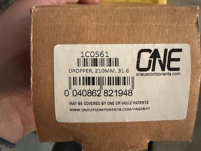 OneUp Components 210mm V2 dropper post