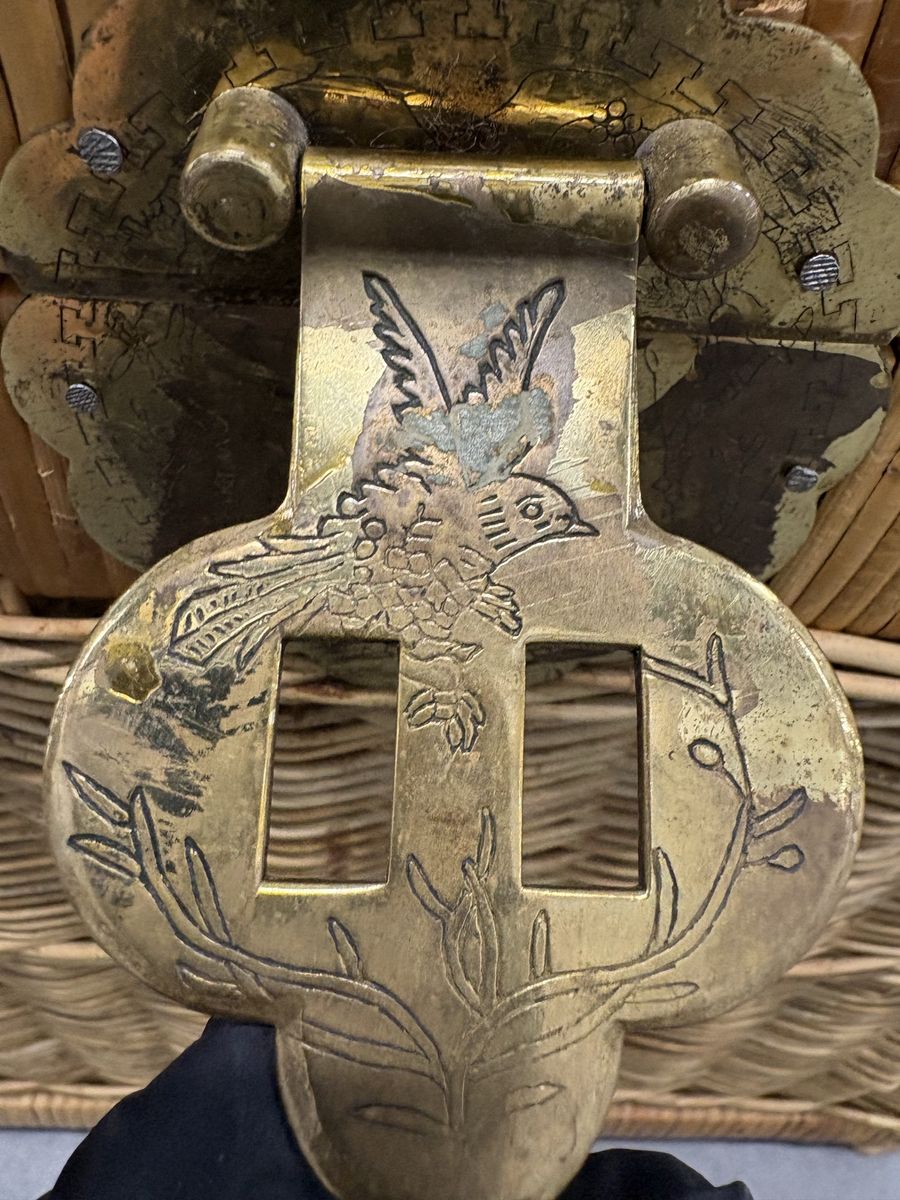 Main image 6