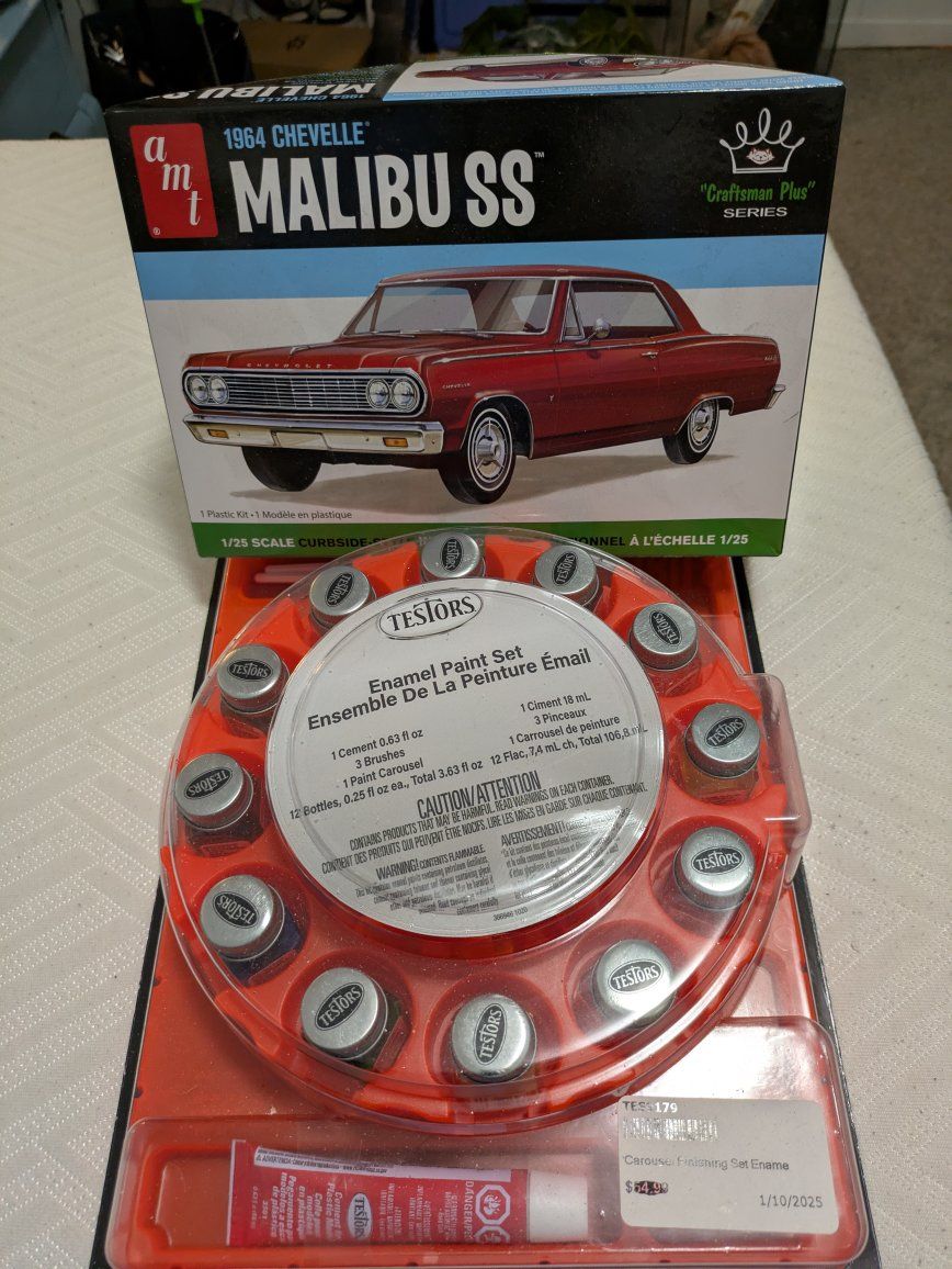 1964 Chevelle Malibu SS kit and enamel paint set